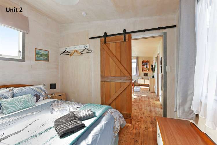 206 Park Road South Akina_2