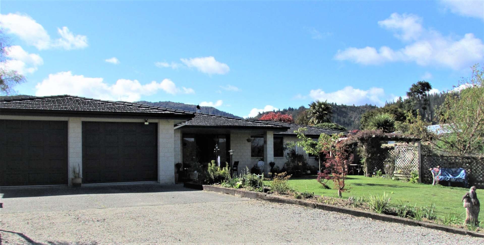 65 Crampton Road Reefton_0