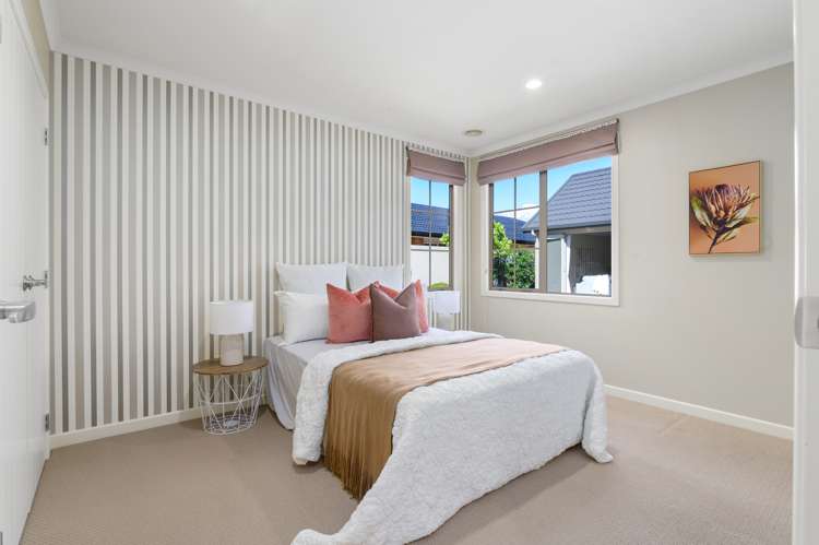 75 Huntington Drive Huntington_18