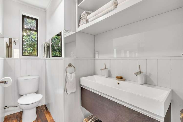 139 Barnett Avenue Best Island_16