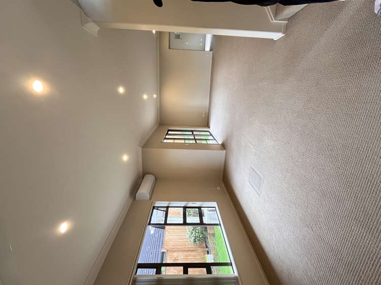 8 Terrasini Drive Flat Bush_29