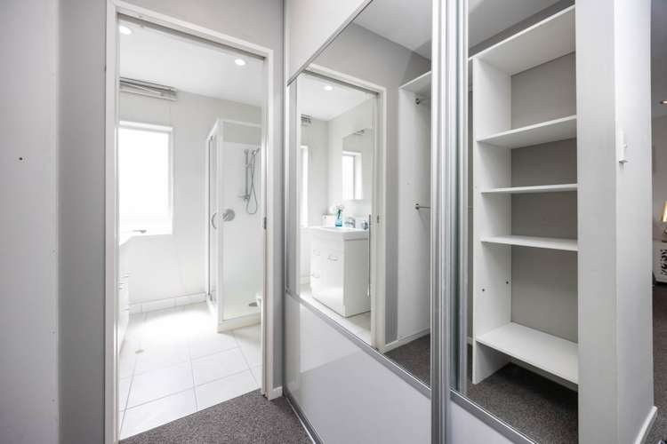 10 Pecan Place Avondale_12