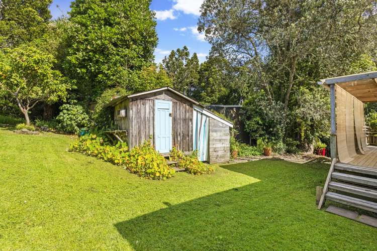 11 Tane Road Laingholm_26