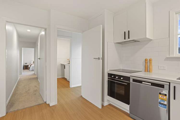 38 Vardon Crescent Shirley_7