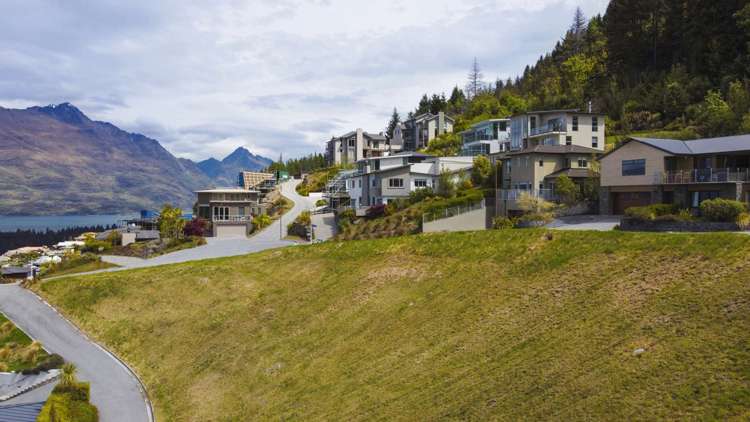 2 Annes Way Queenstown_5