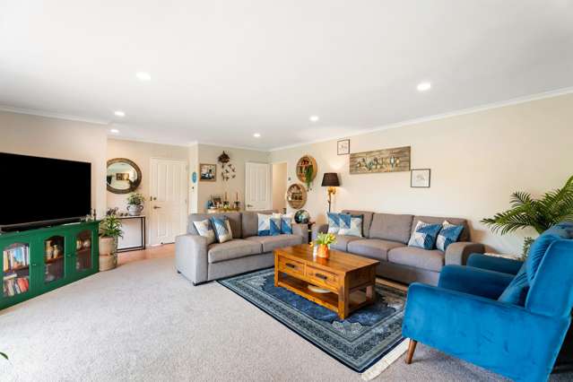 52 Wattle Farm Road Wattle Downs_4