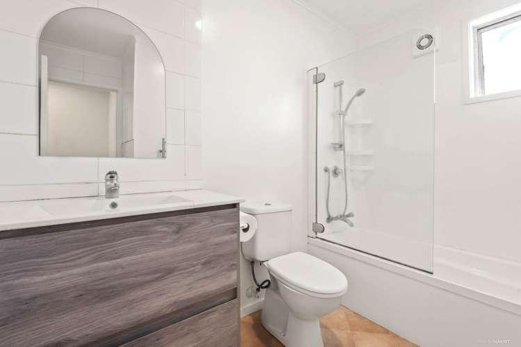 3 Regatta Road Torbay_15