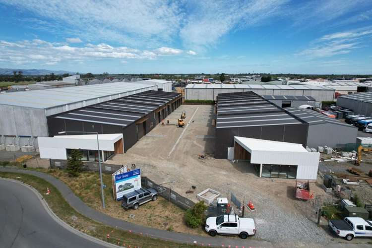 1-18/48 Link Drive_0