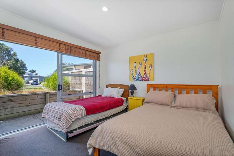 113 Sands Crescent Matarangi_10