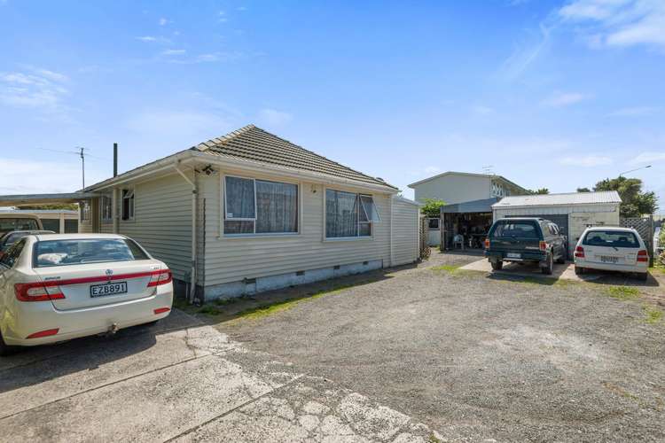 123 Carmen Road Hei Hei_13