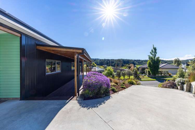 2 Bell Bird Rise Picton_17