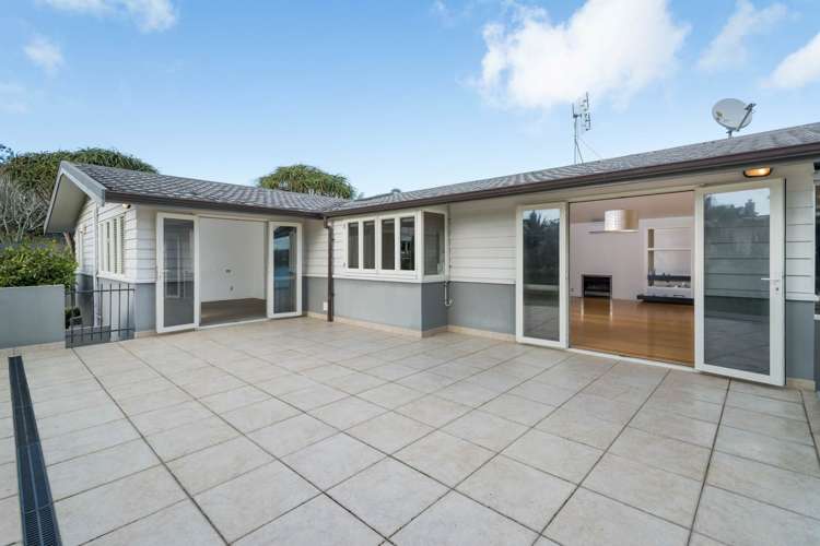 308a Hurstmere Road Takapuna_16