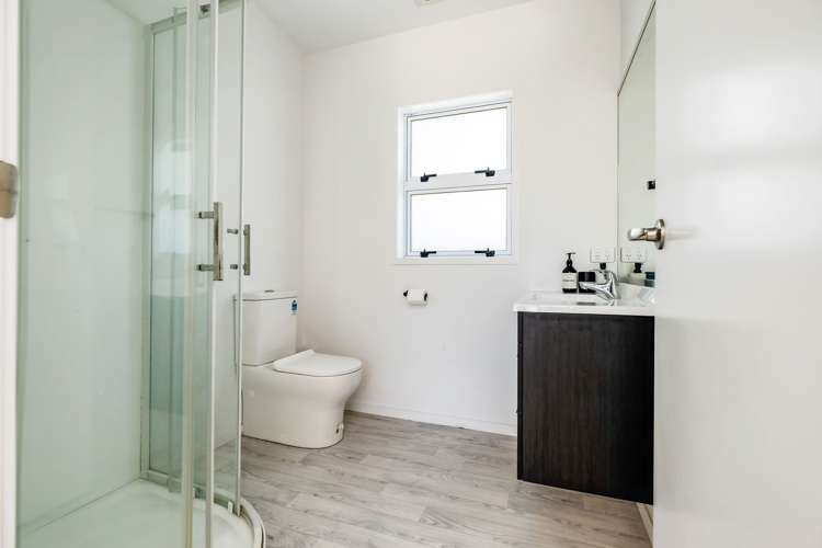 3 Flame Tree Lane Taipa_9