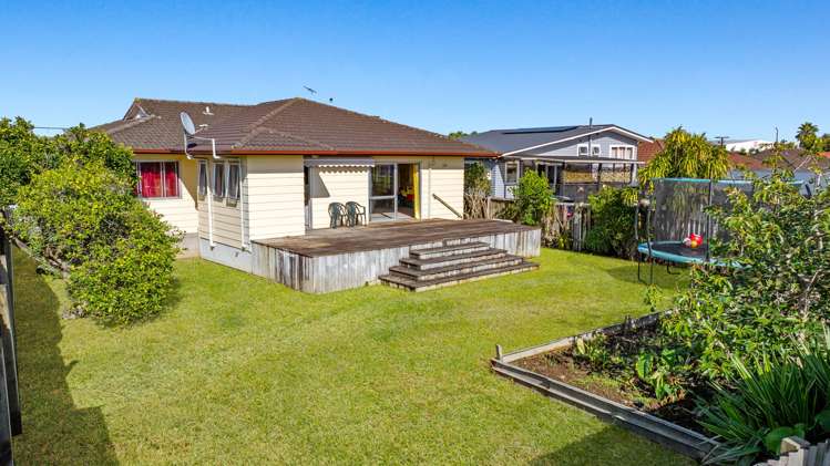 3 Michelle Place Mangere_4