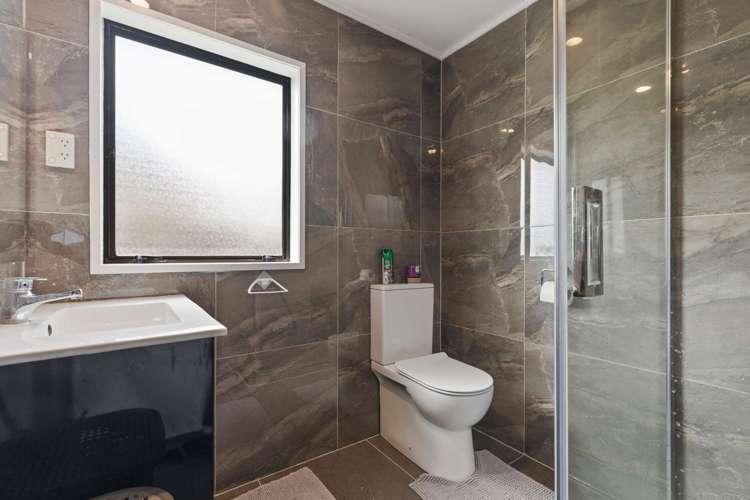 5 Kepler Place Clover Park_14