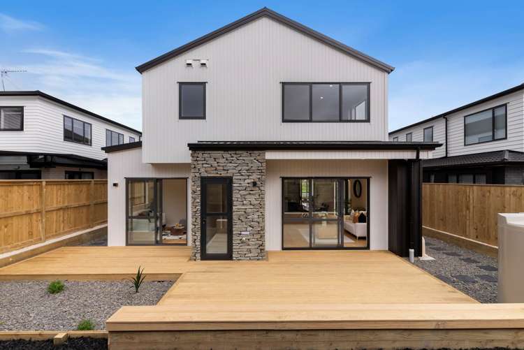 63 Malahide Drive Flat Bush_31