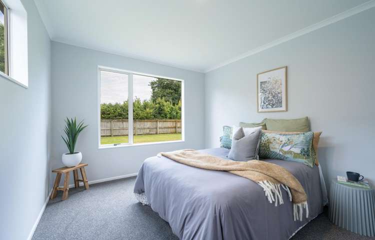 18 Standish Place Stoke_19