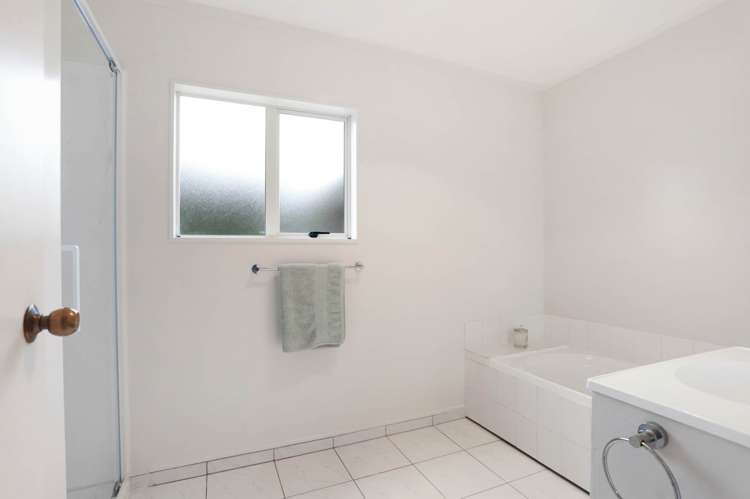 56 Birdwood Road Swanson_13