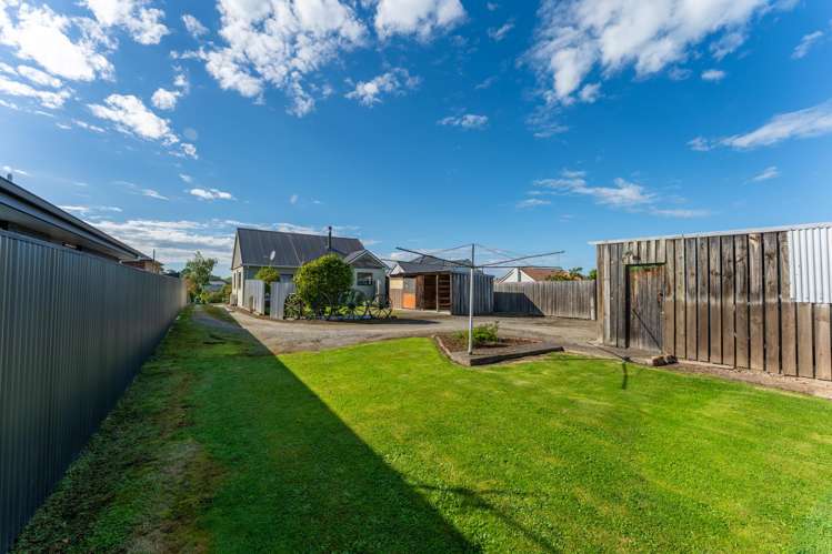 63 Marston Road Kensington_16