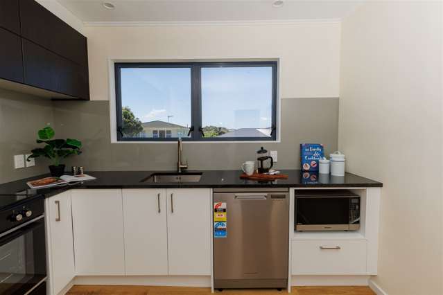 27 Fairburn Grove Johnsonville_3