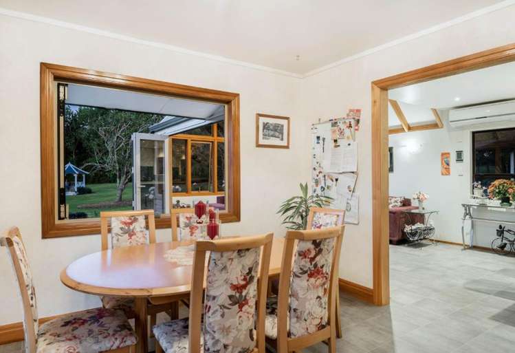 490 Fitzgerald Road Drury_5