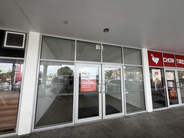 Opportunity in Busy Modern Centre