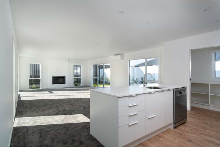 8 Marabou Crescent Nukuhau_6