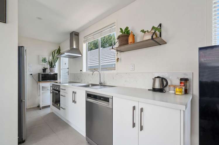 1/11 Radnor Street St Albans_7