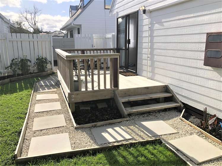 3/2 Blockhouse Bay Road Avondale_18