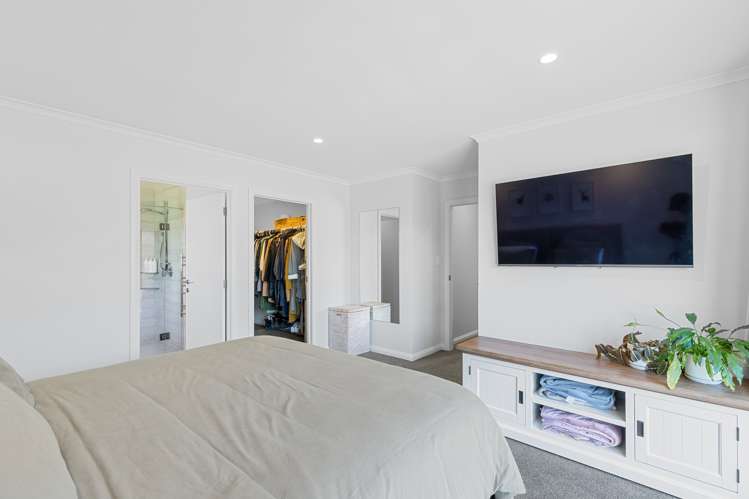 6 Atlantic Drive Fitzherbert_19