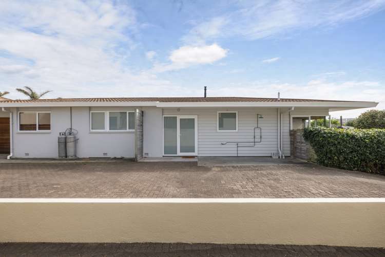 2/203 Oceanbeach Road Mount Maunganui_24