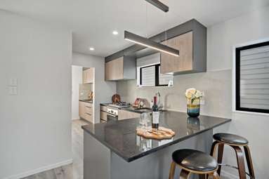 49 Webster Avenue_4