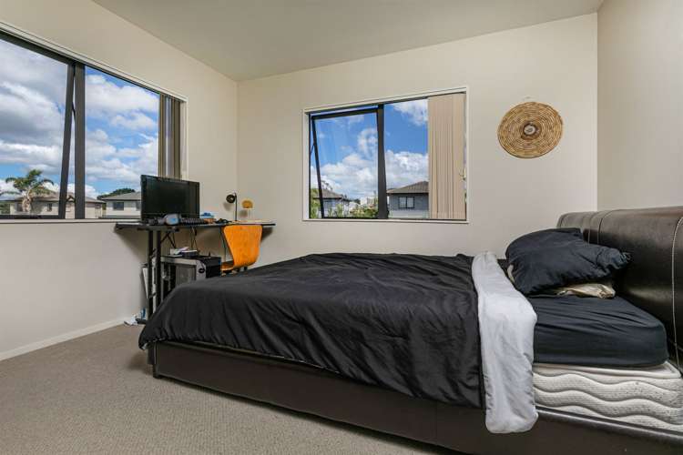 39 Riverglade Parkway Te Atatu South_11