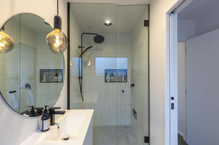 8a Ngaio Street Strandon_13