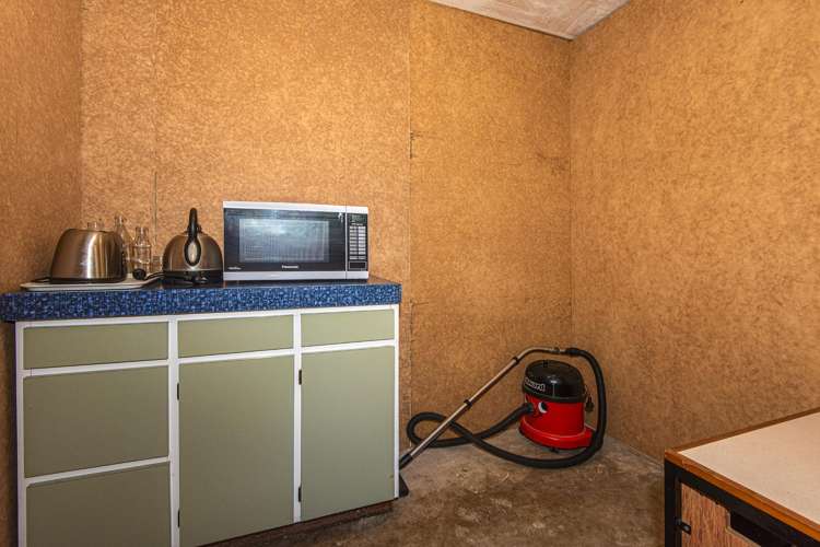 176 Western Hills Drive Kensington_21