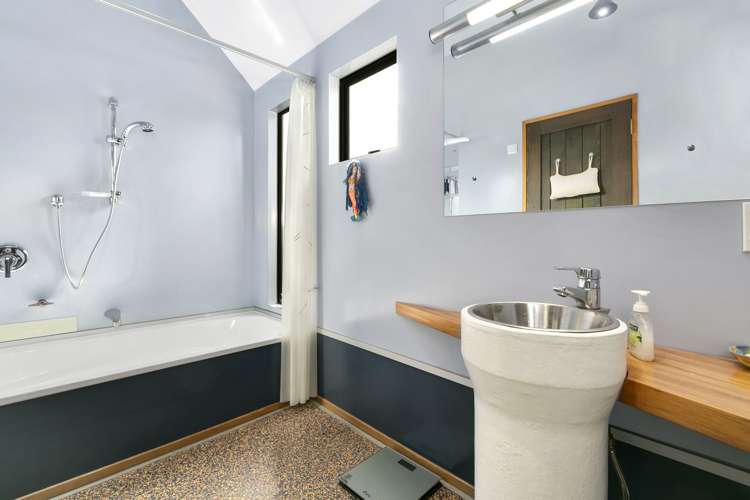 593 Highcliff Road Highcliff_10