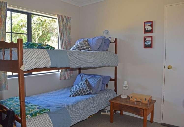 19 Brunette Drive Acacia Bay_10
