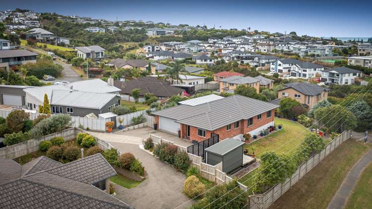 8 Bayview Park Lane Orewa_13