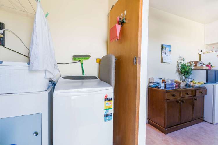 4/14 Church Square Addington_7