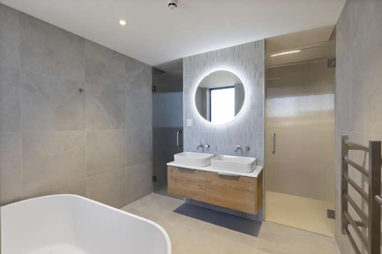 19/2 McKinlay Lane Jacks Point_12