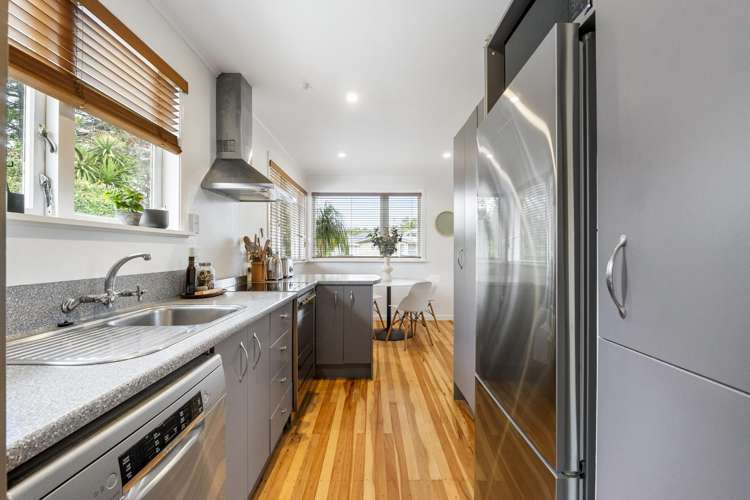 39 Seine Road Forrest Hill_5