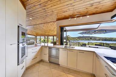 17 The Lookout_4