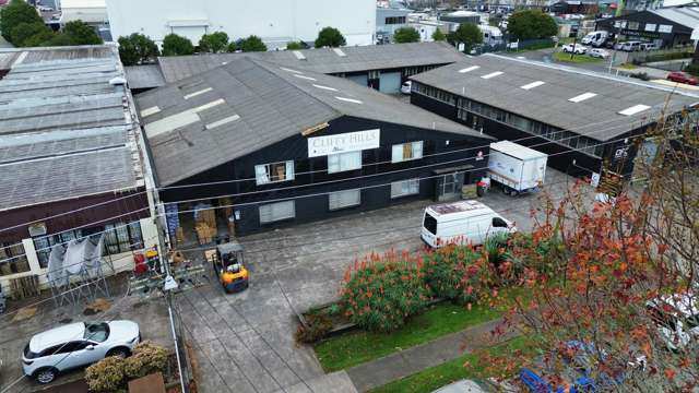Warehouse with office - road front, Henderson