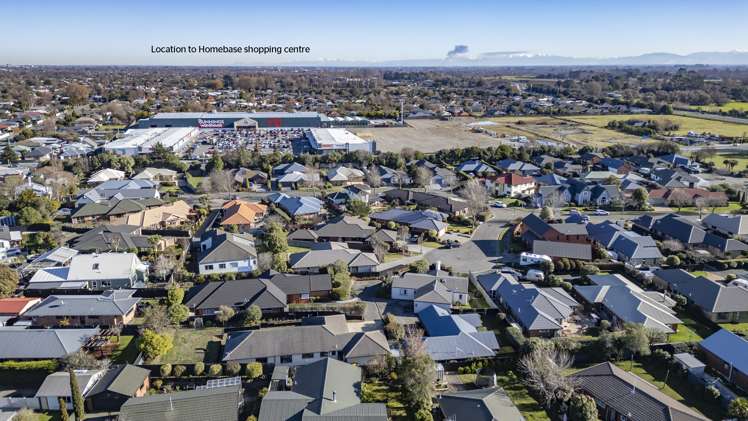 2/12 Giles Place Shirley_17