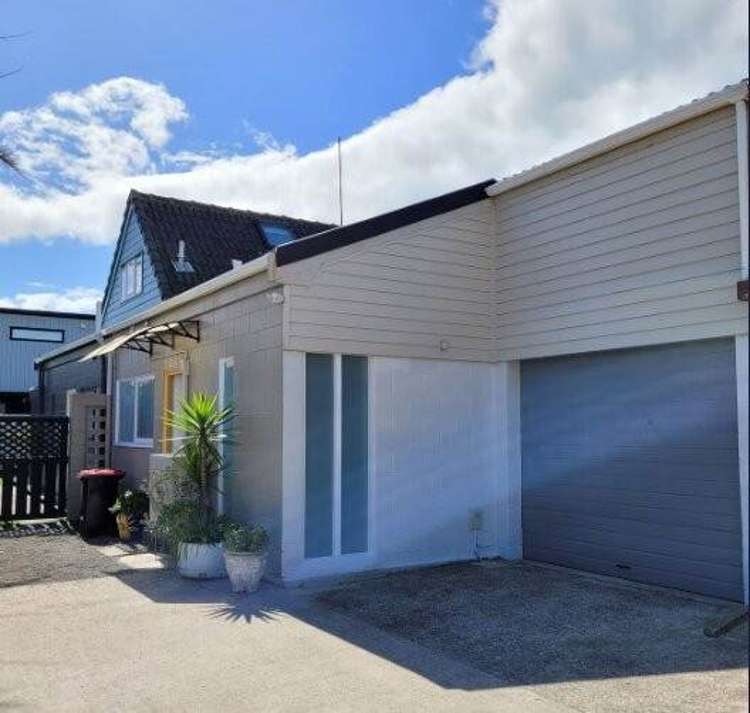 3/186 Marine Parade_0