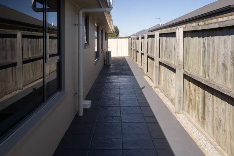 7 Bennett Place Allenton_25