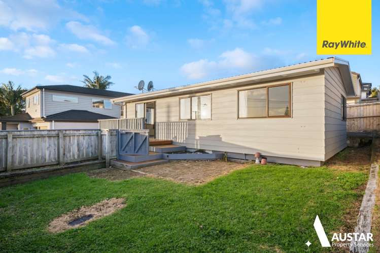 A/30 Rogan Street Hillsborough_11