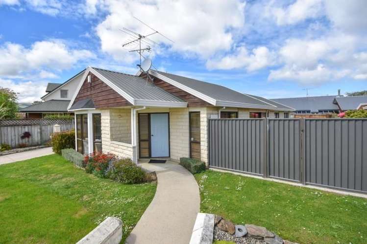 33 Cherry Drive Mosgiel_17