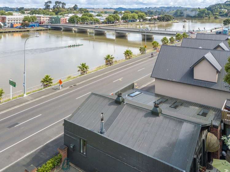 9 Putiki Drive Durie Hill_24