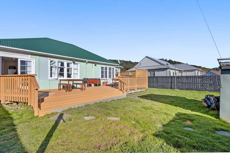 109 Waddington Drive Naenae_8